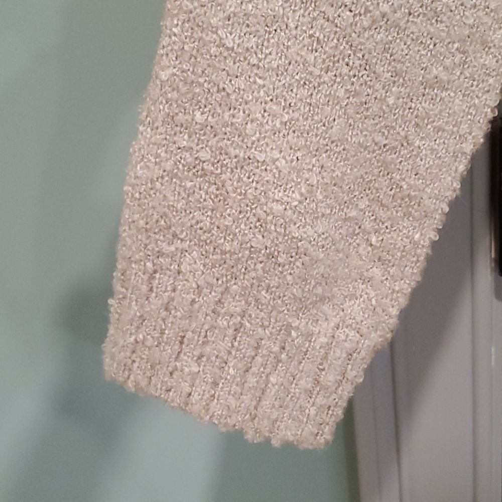 Sweater - Picture 2 of 3